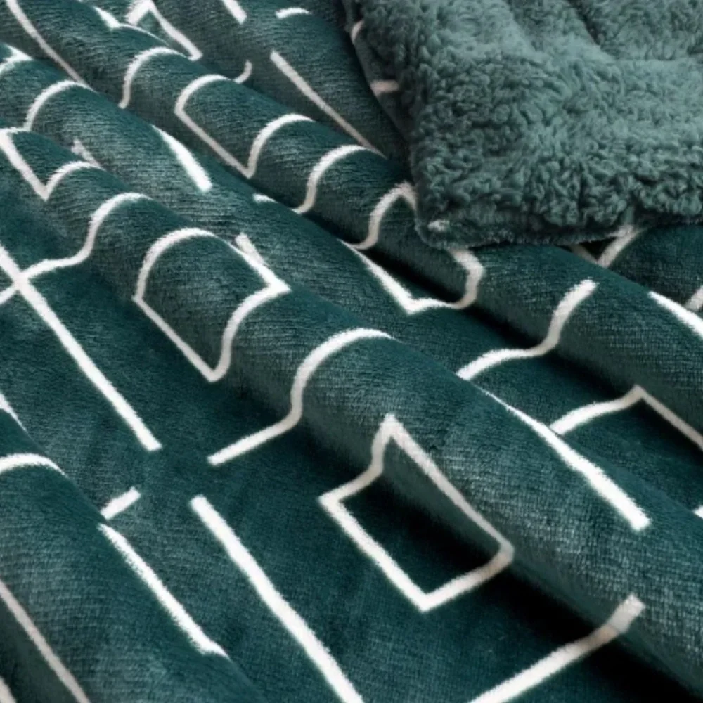 Life Comfort Sherpa Fleece Blanket Queen Green & White